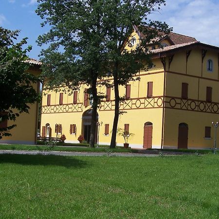 Corte Degli Estensi Formigine Exteriör bild