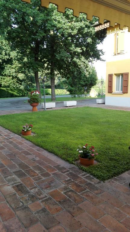 Corte Degli Estensi Formigine Exteriör bild