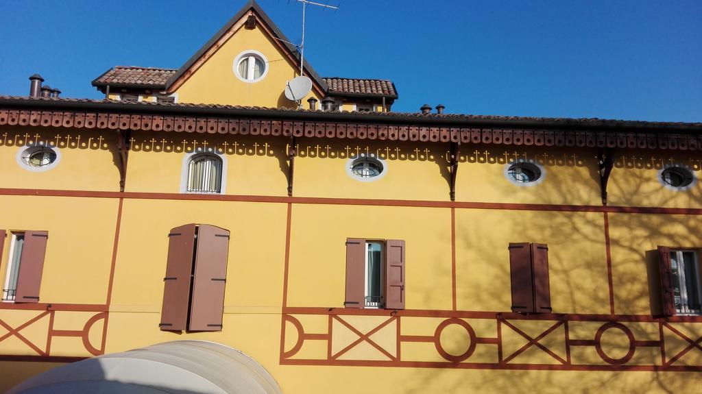 Corte Degli Estensi Formigine Exteriör bild