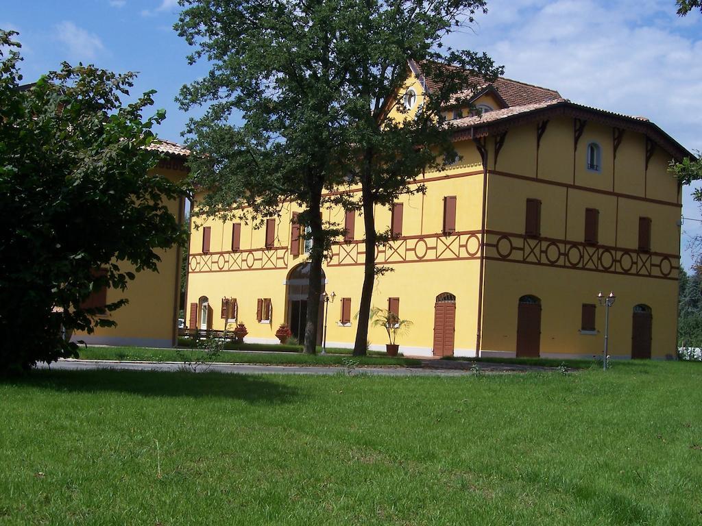 Corte Degli Estensi Formigine Exteriör bild